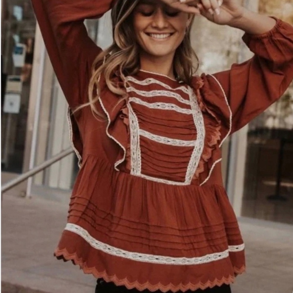 Bohme Soraya Rust Peasant Blouse with Lace Trim